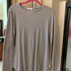 Large NWOT elbow patch top